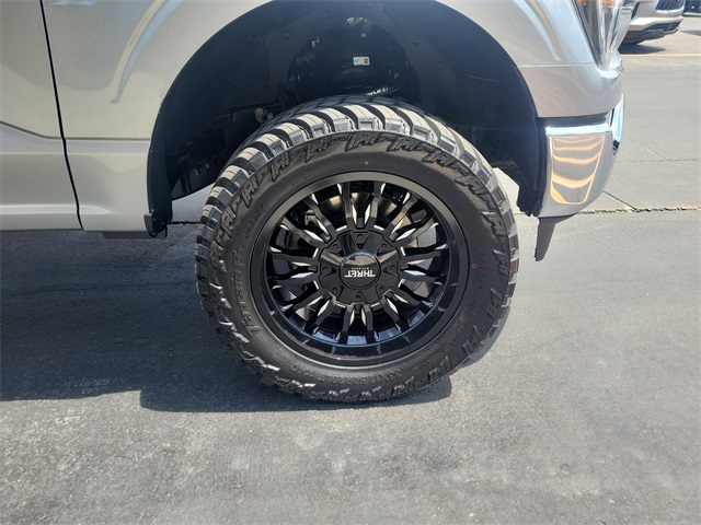 2023 Ford F-150 XLT photo 5