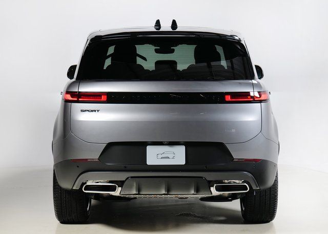 2025 Land Rover Range Rover Sport SE photo 2