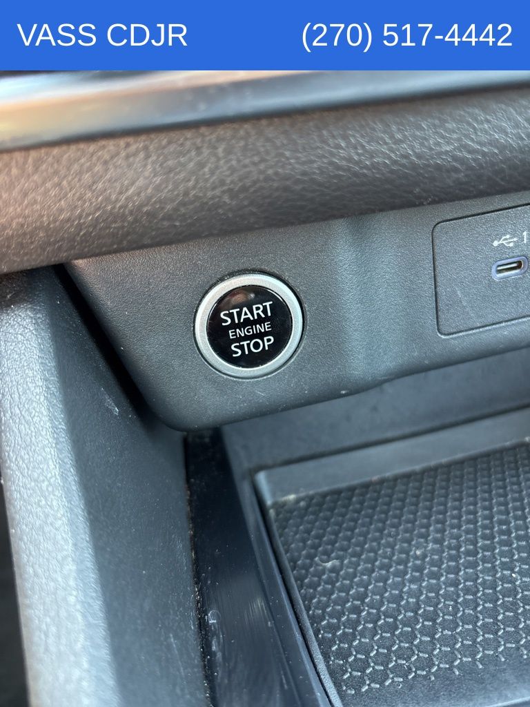 2023 Nissan Rogue S photo 12