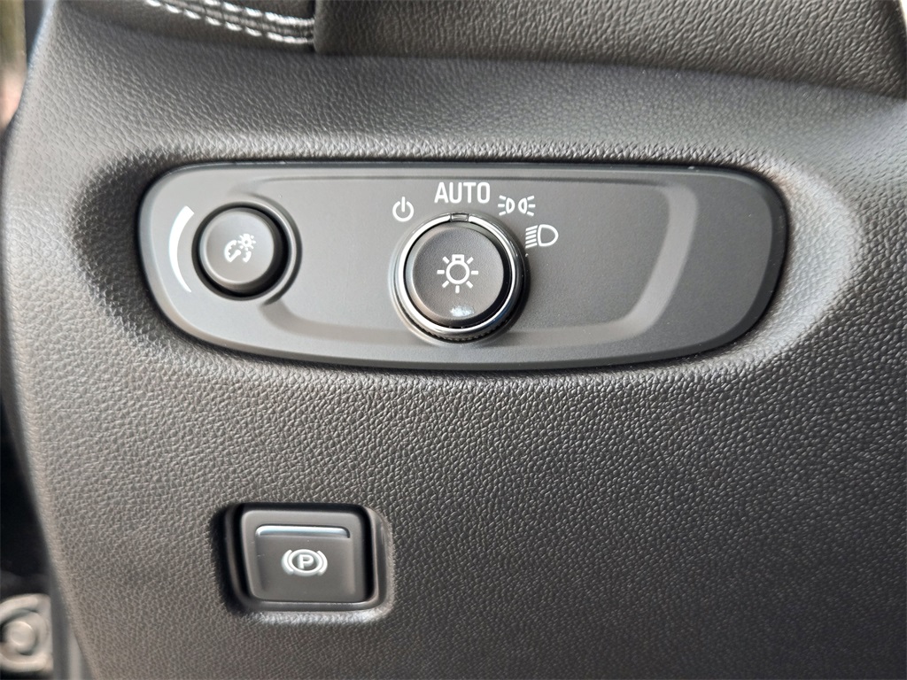 2023 Chevrolet Blazer 2LT photo 24