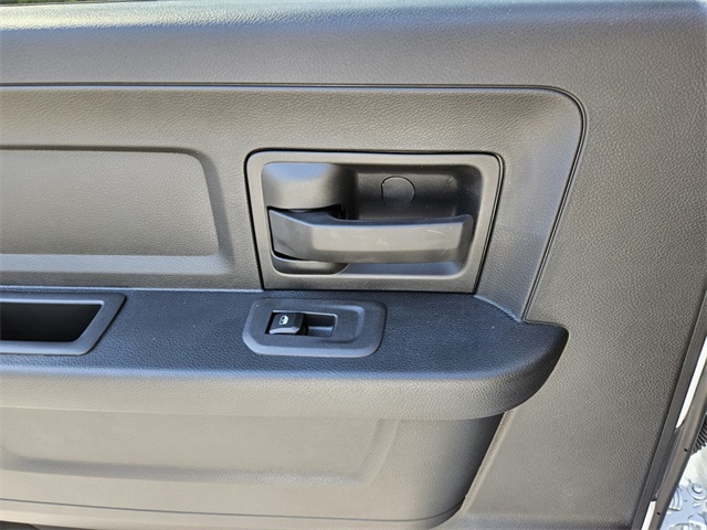 2026 Ram 3500 Tradesman photo 9