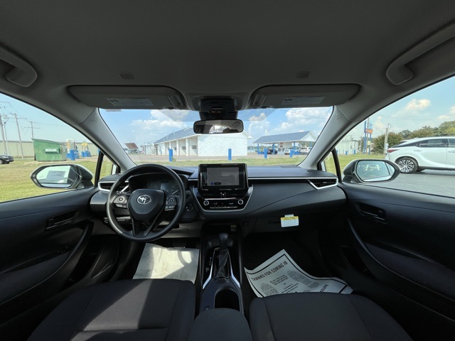 2025 Toyota Corolla Hybrid LE photo 3