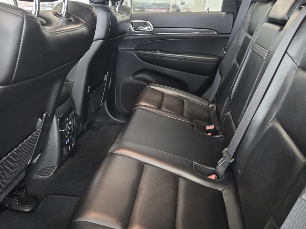 2020 Jeep Grand Cherokee Limited photo 17