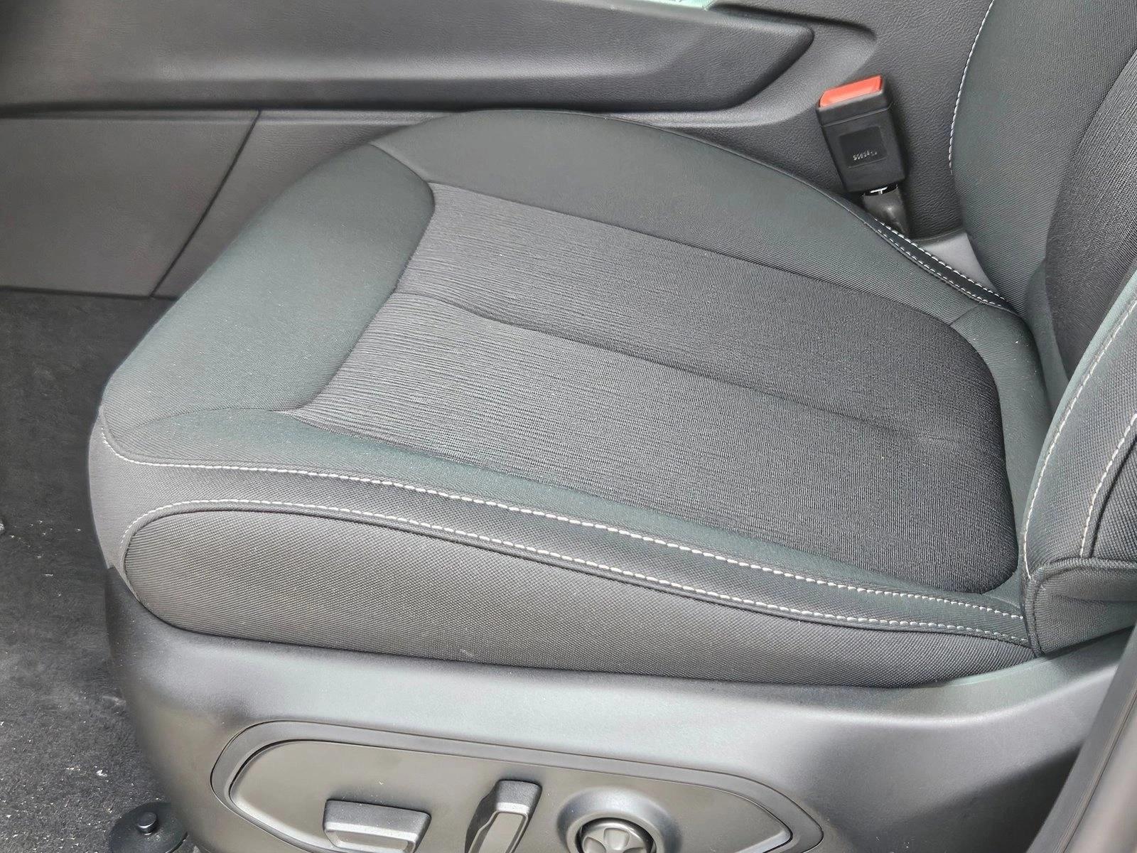 2025 Jeep Grand Cherokee Laredo X photo 4