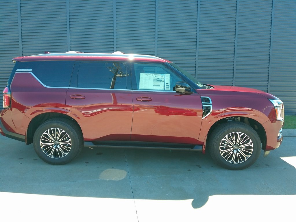 2025 Nissan Armada SL photo 2
