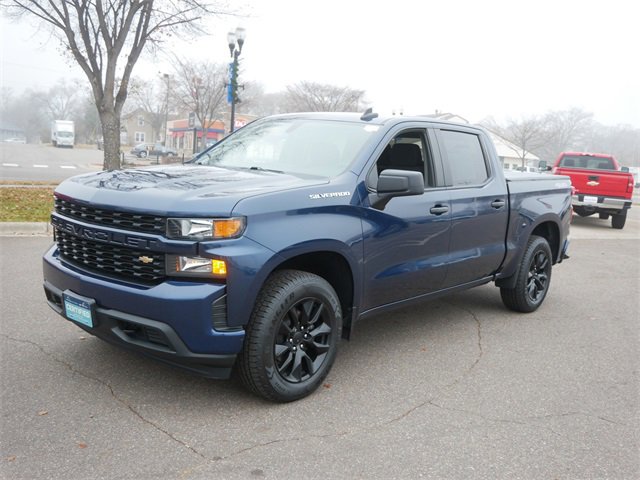 2020 Chevrolet Silverado 1500 Custom photo 3