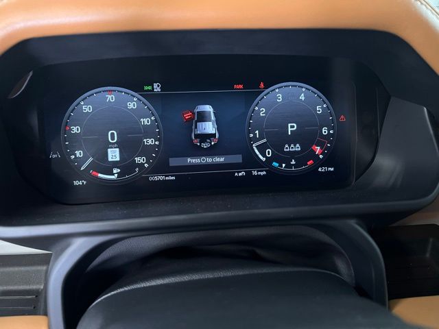 2024 Land Rover Defender 110 X-Dynamic SE photo 19