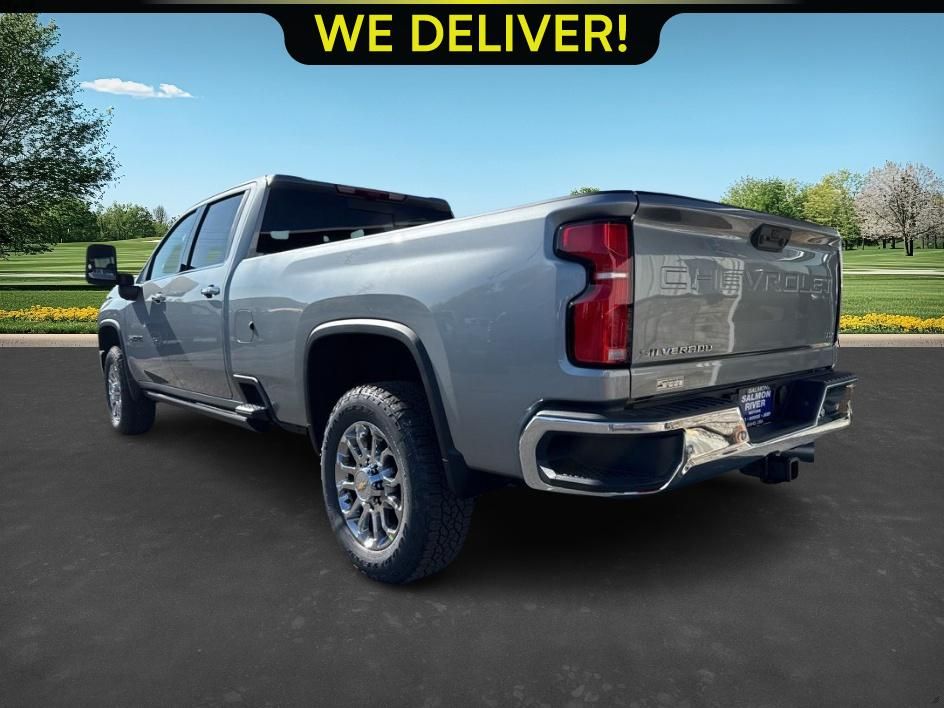 2026 Chevrolet Silverado 3500HD LTZ photo 3