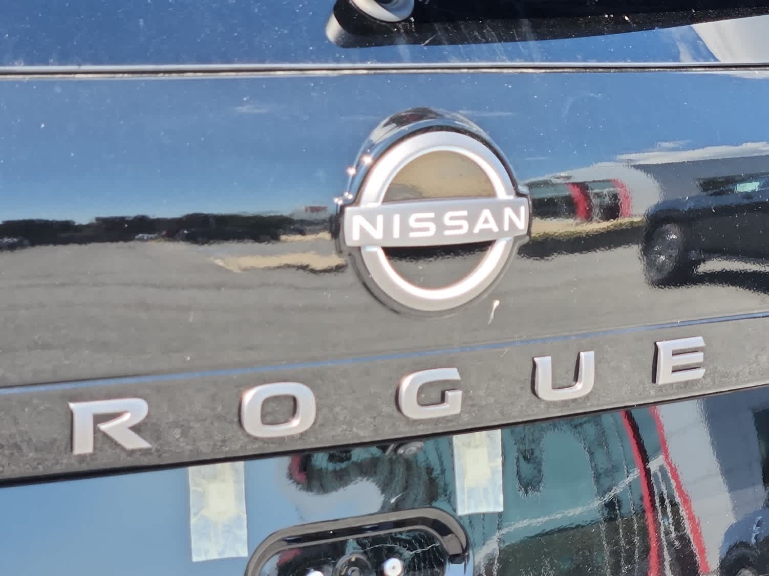 2026 Nissan Rogue S AWD photo 14