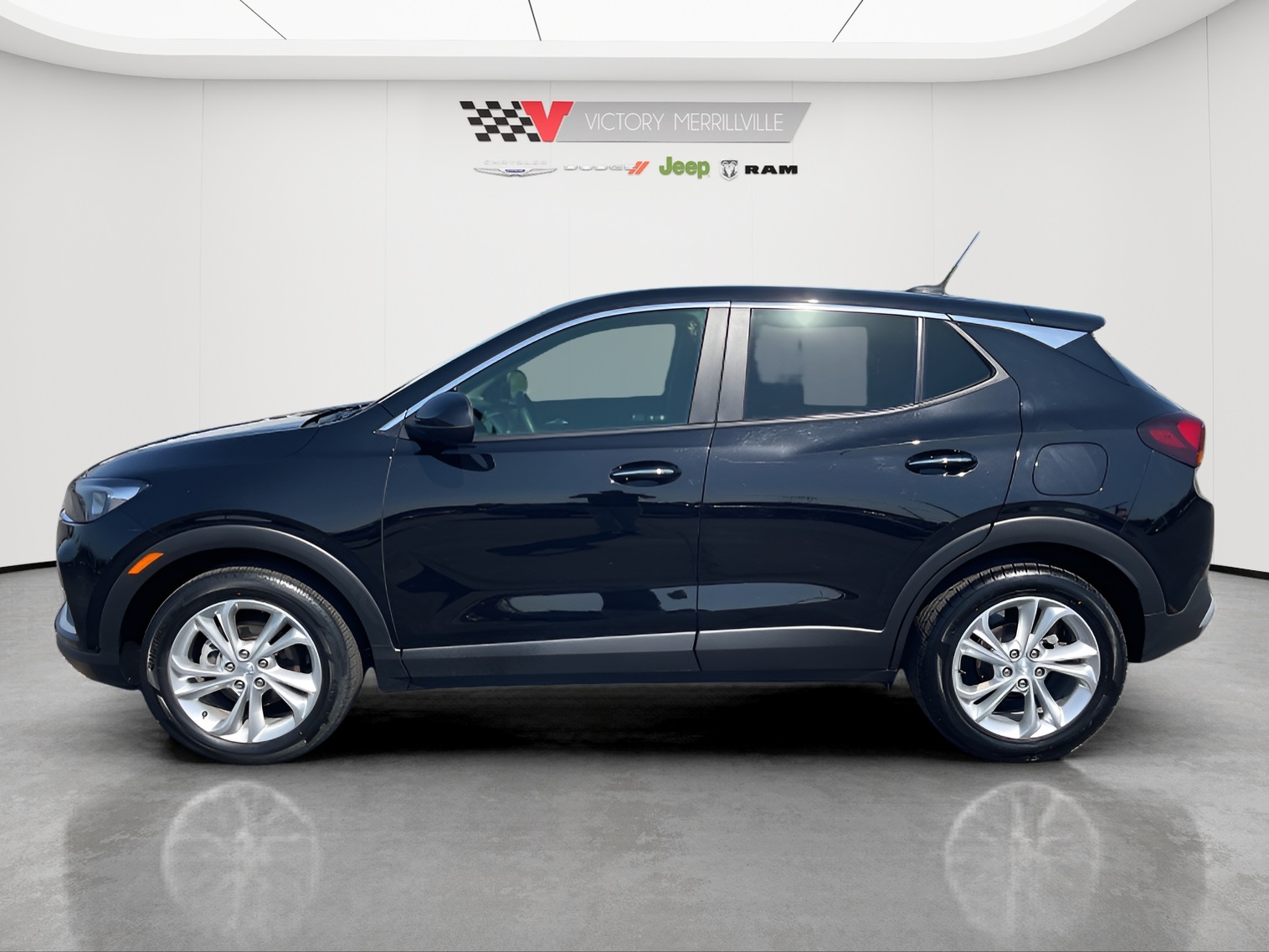 2022 Buick Encore GX Preferred photo 2