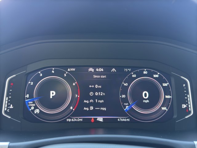 2022 Volkswagen Atlas Cross Sport V6 SEL Premium R-Line photo 10