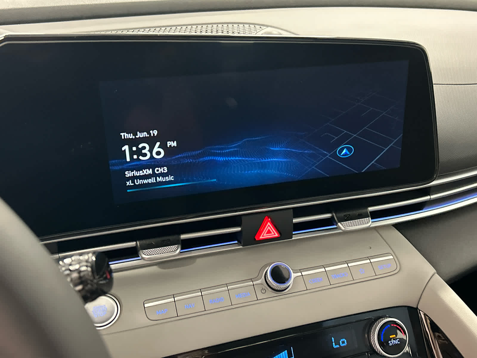 2025 Hyundai Elantra Hybrid Limited photo 37