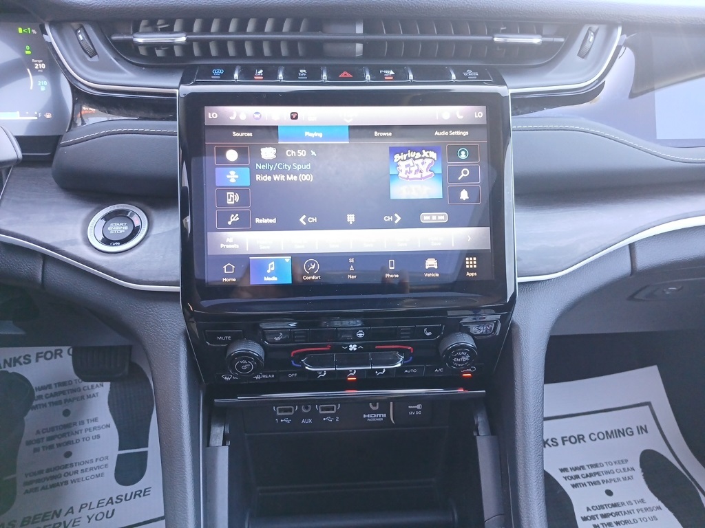 2023 Jeep Cherokee 4xe photo 7