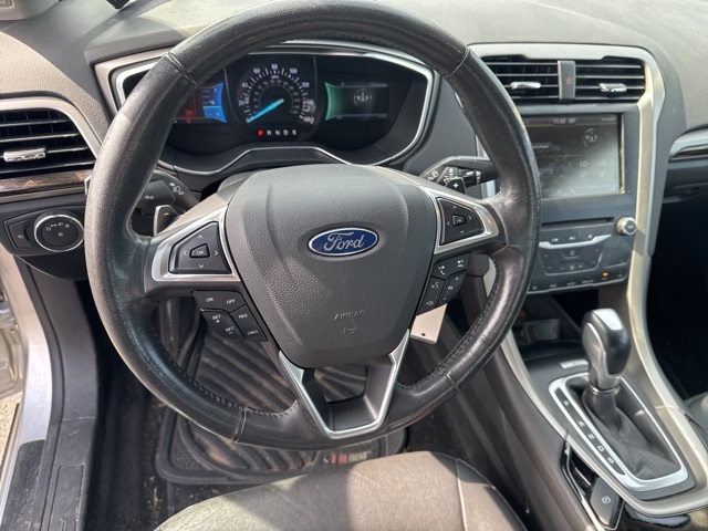 2014 Ford Fusion SE photo 11