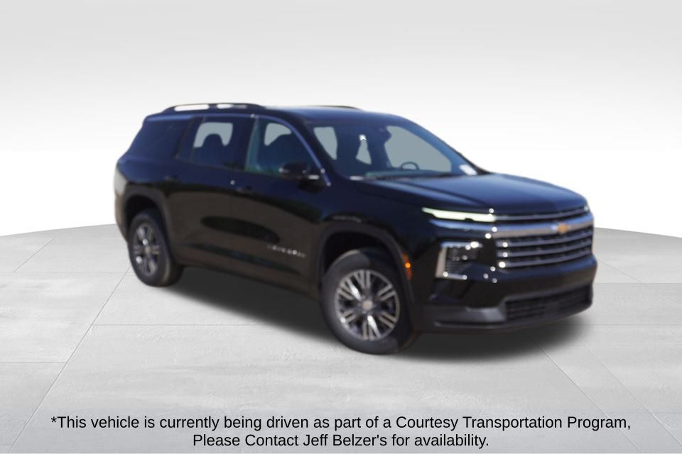 2025 Chevrolet Traverse LT's photo