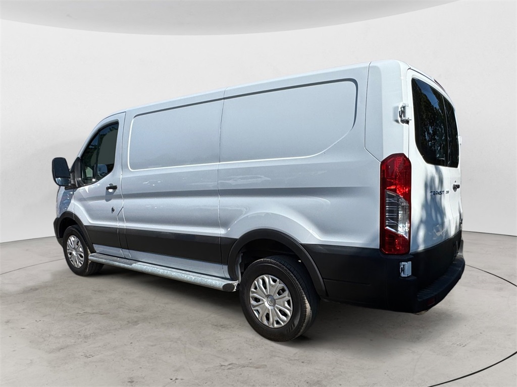 2023 Ford Transit photo 3