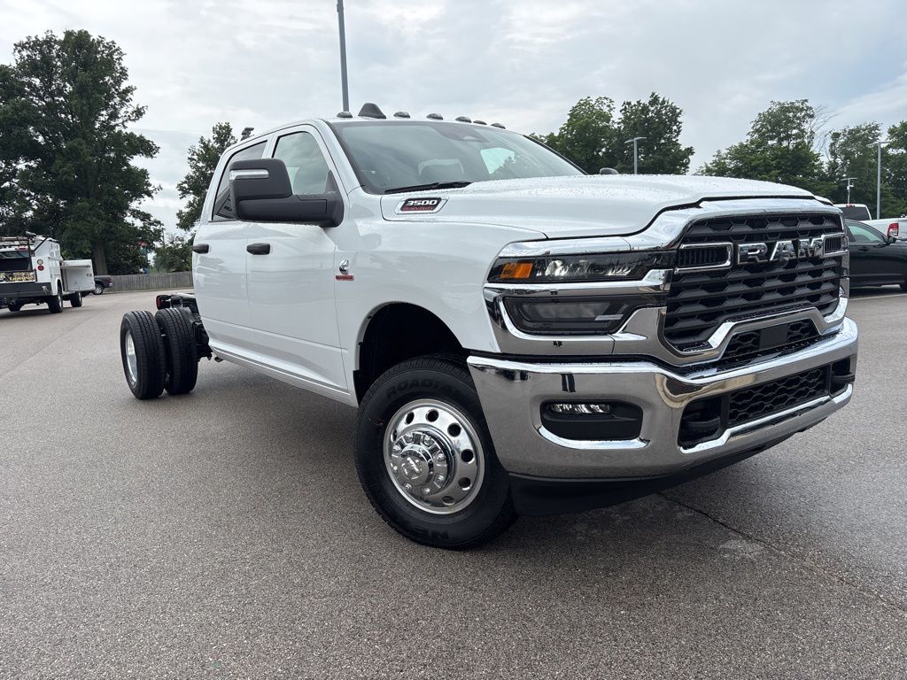 2025 RAM Ram 3500 Chassis Cab Tradesman's photo