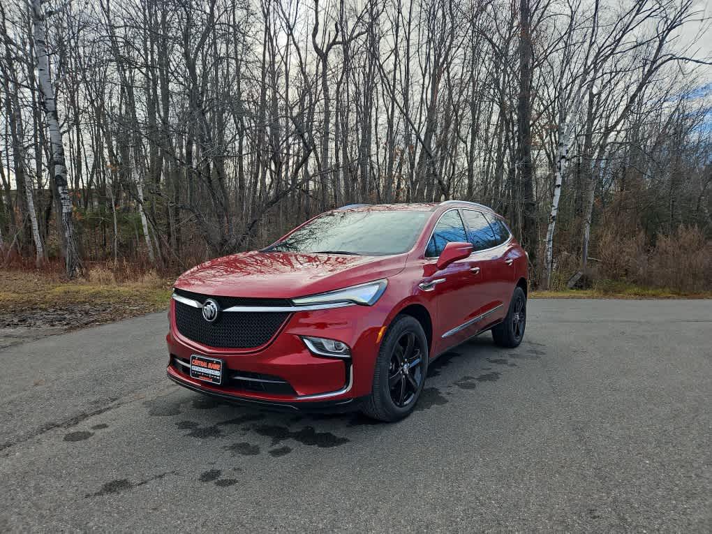 2023 Buick Enclave Essence's photo