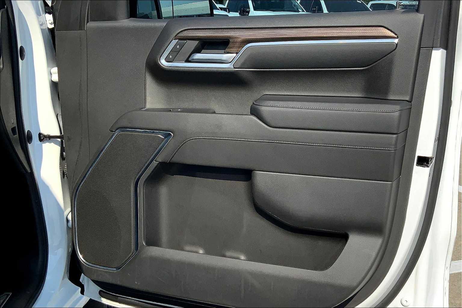 2023 Chevrolet Silverado 1500 RST photo 20