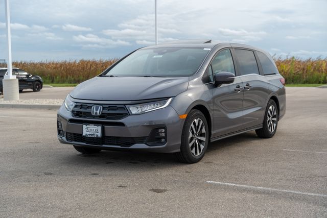 2026 Honda Odyssey EX-L photo 3