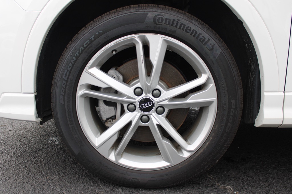 2021 Audi Q3 S line Premium 45 TFSI photo 10