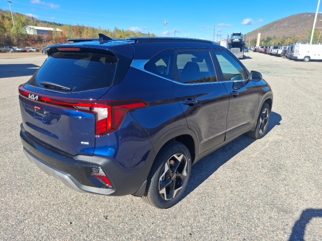 2026 Kia Seltos EX photo 3