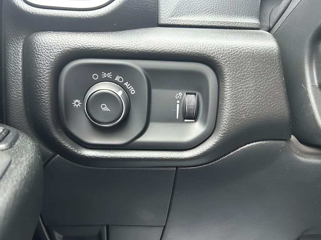 2024 Ram 2500 Tradesman photo 19