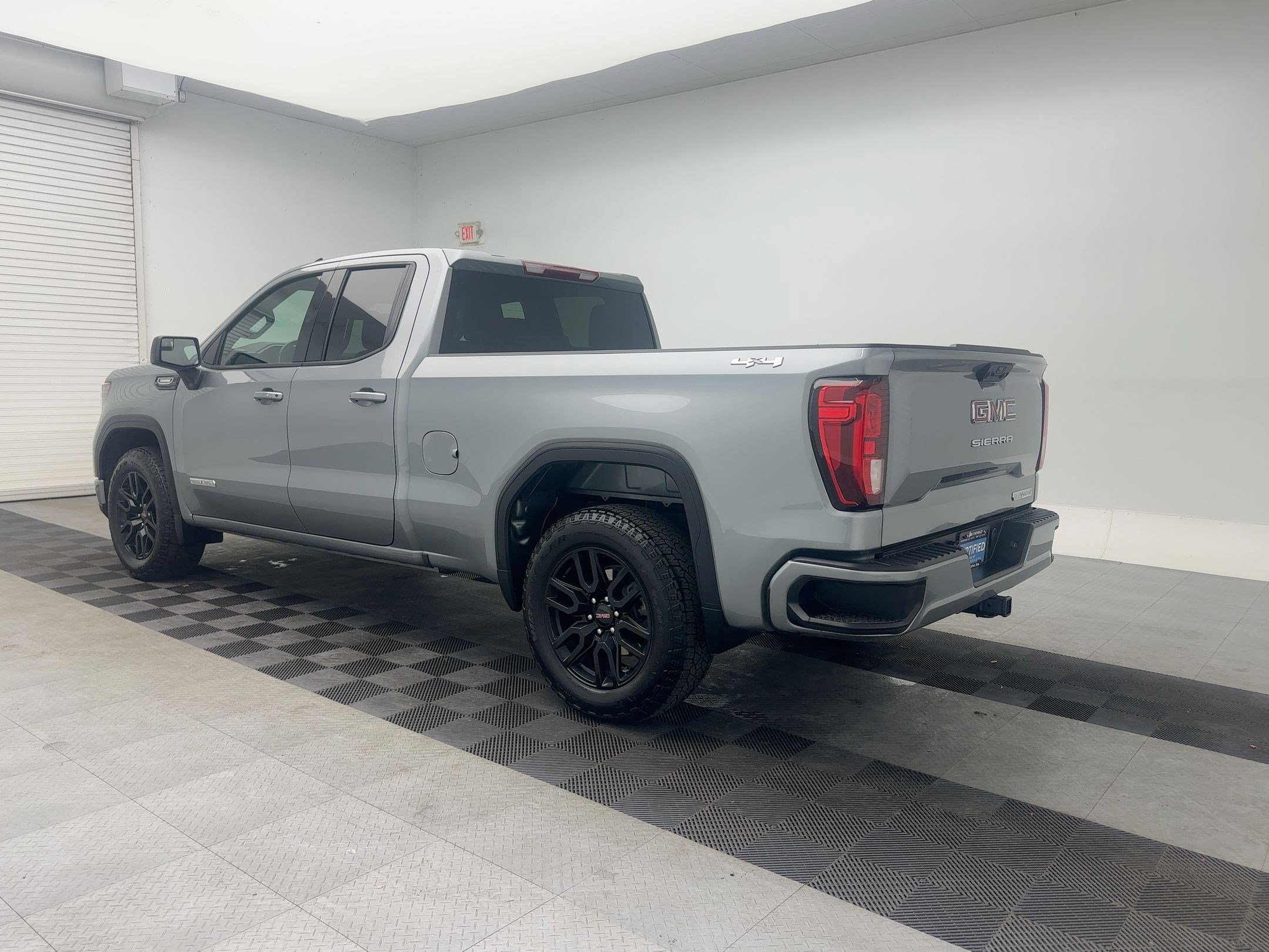 2025 Gmc Sierra 1500 Elevation photo 3