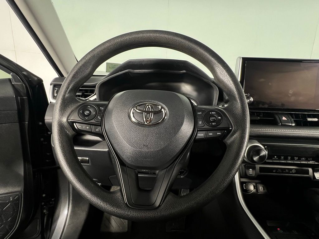 2024 Toyota RAV4 LE photo 10