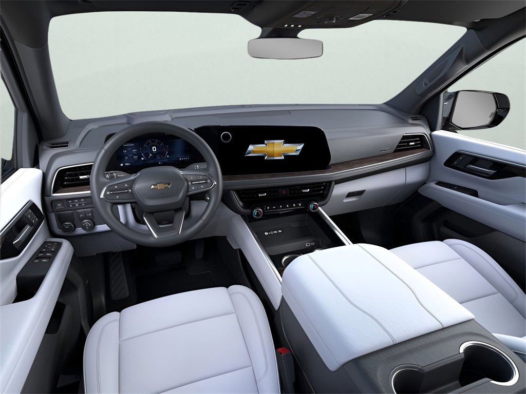 2025 Chevrolet Suburban Premier photo 14