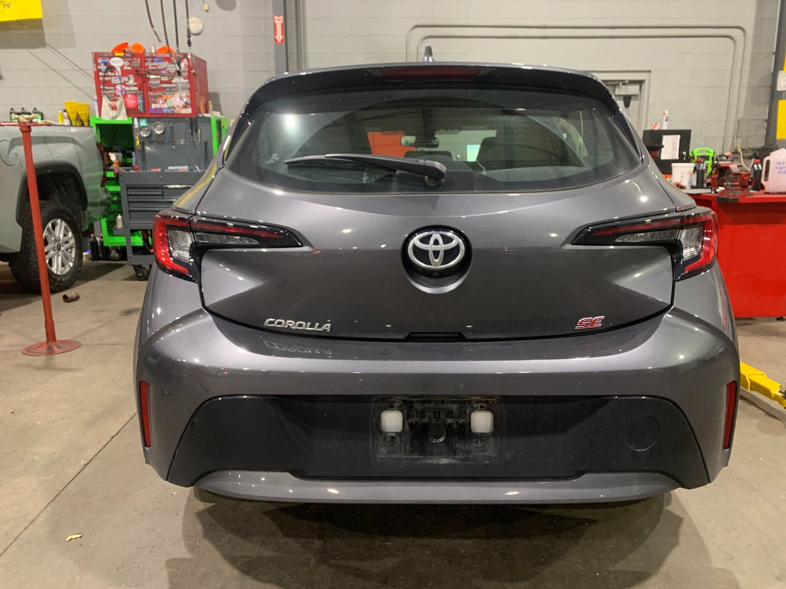 2025 Toyota Corolla SE photo 3