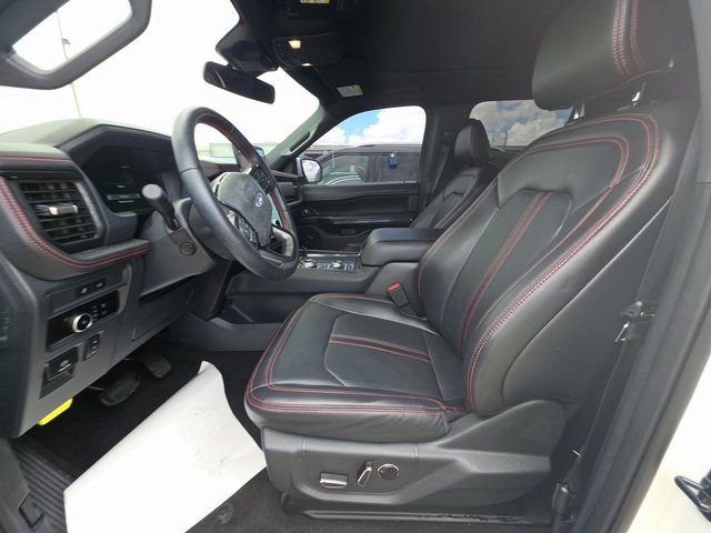 2024 Ford Expedition MAX Limited photo 3