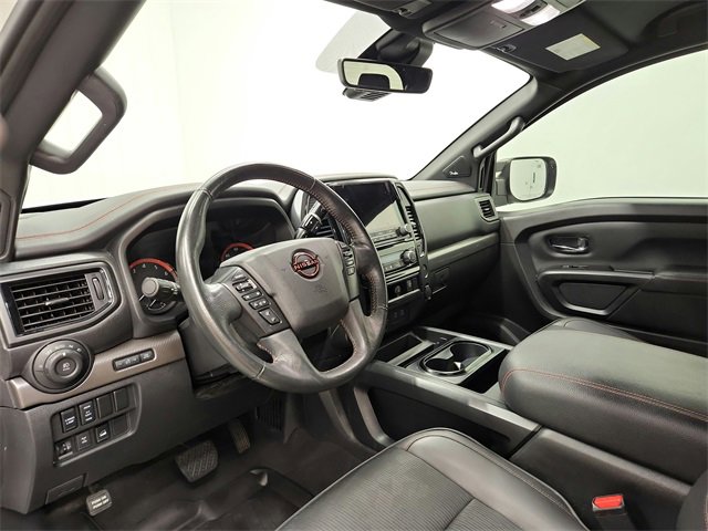 2023 Nissan Titan PRO-4X photo 15