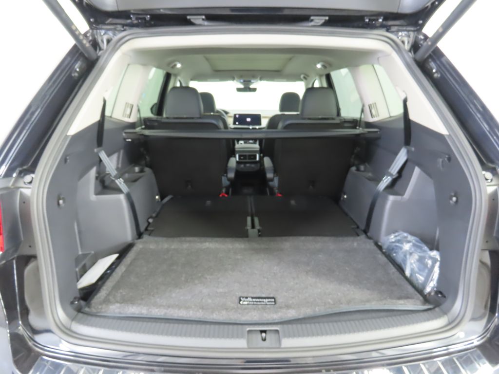 2026 Volkswagen Atlas SE Technology photo 28