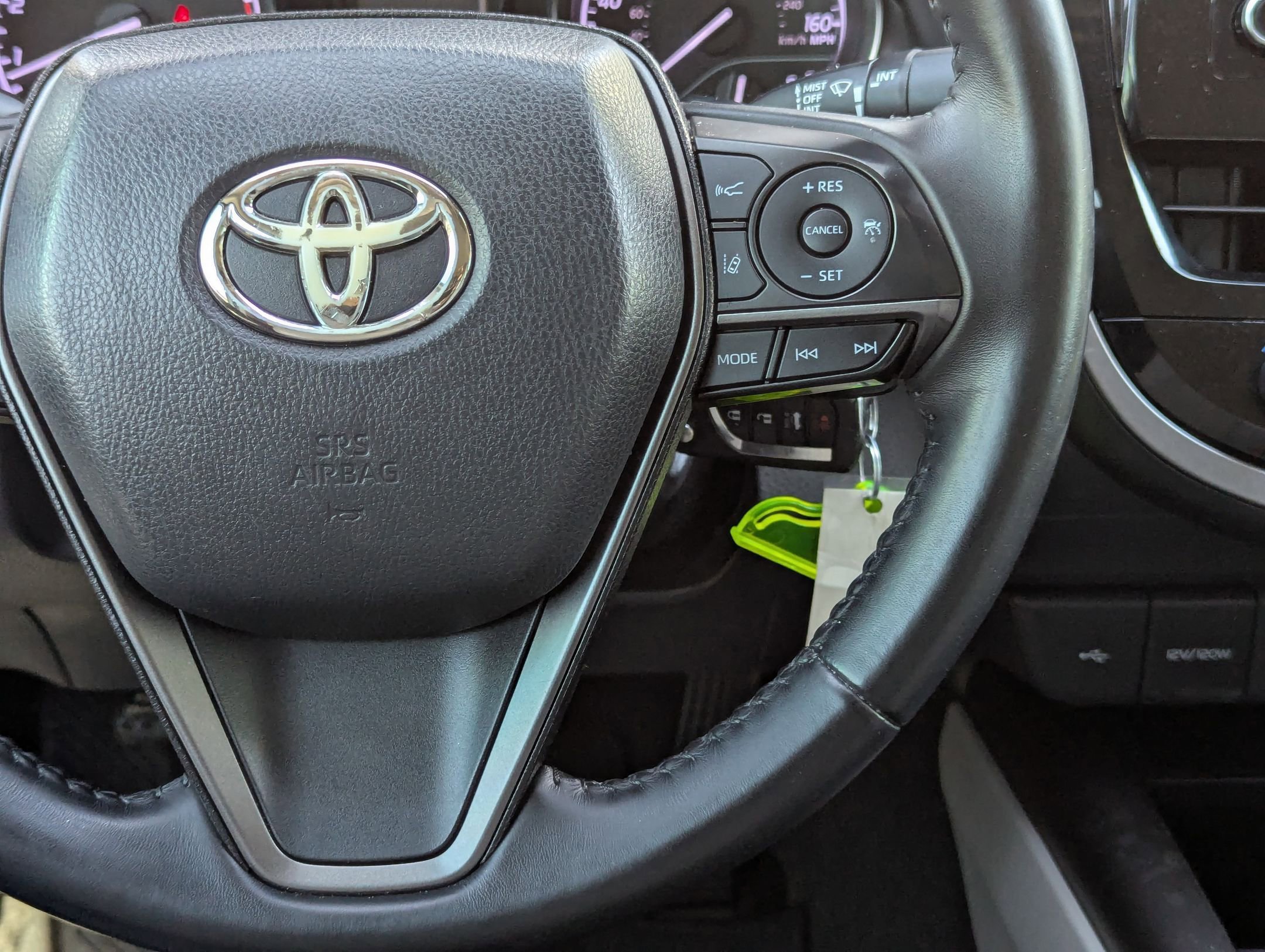 2021 Toyota Camry SE photo 22