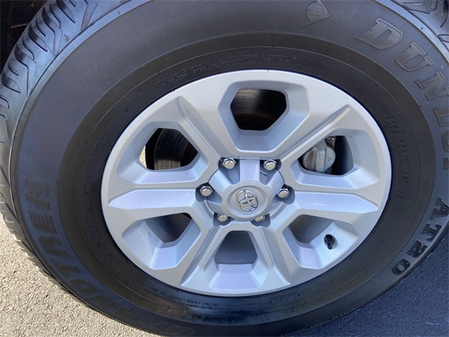 2023 Toyota 4Runner SR5 photo 2