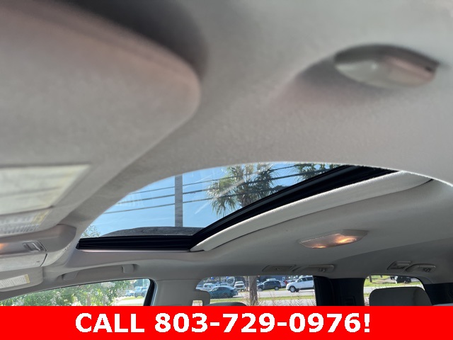 2016 Toyota Sequoia SR5 photo 9