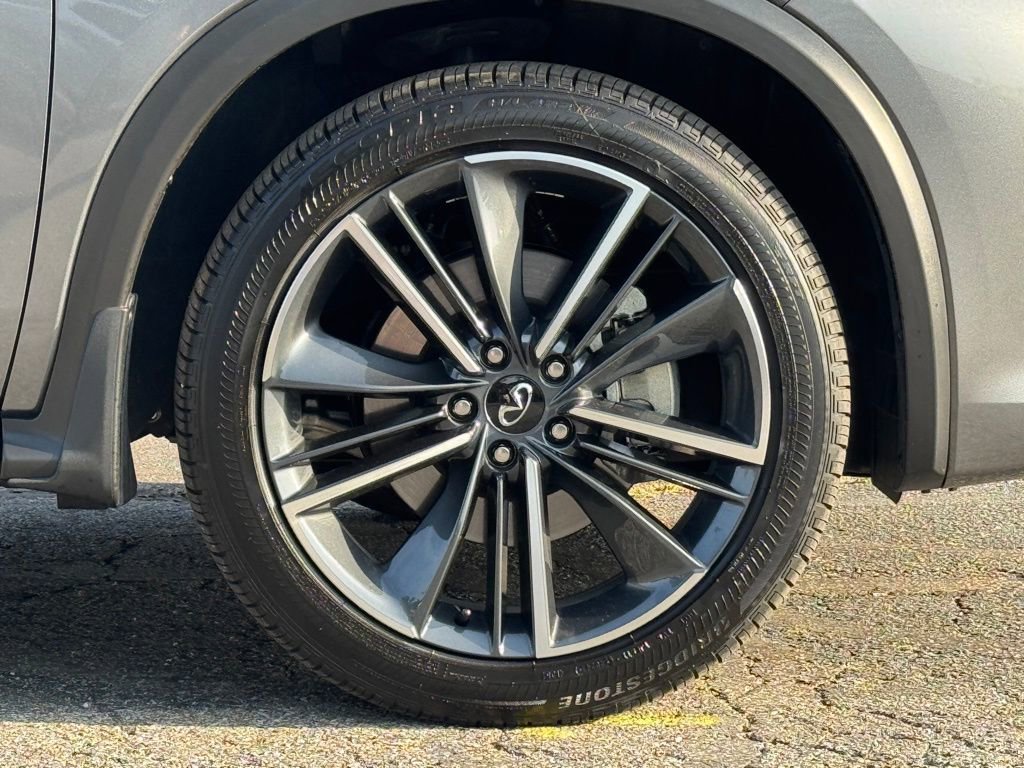 2025 Infiniti QX50 SPORT AWD photo 3