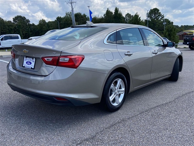 2023 Chevrolet Malibu 1LT photo 3