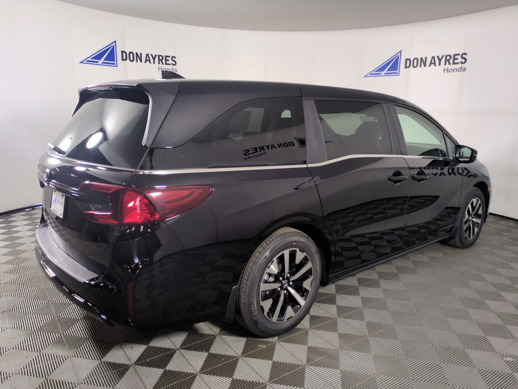 2026 Honda Odyssey EX-L photo 4