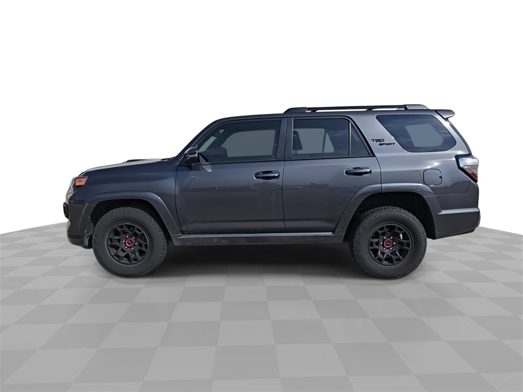 2022 Toyota 4Runner TRD Sport 4WD photo 2