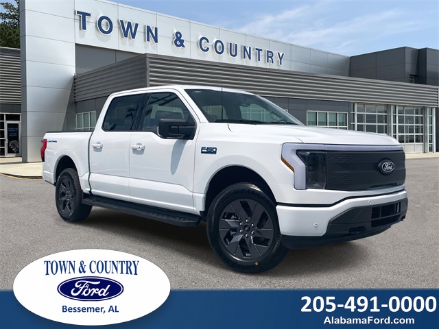 2025 Ford F-150 Lightning Flash's photo