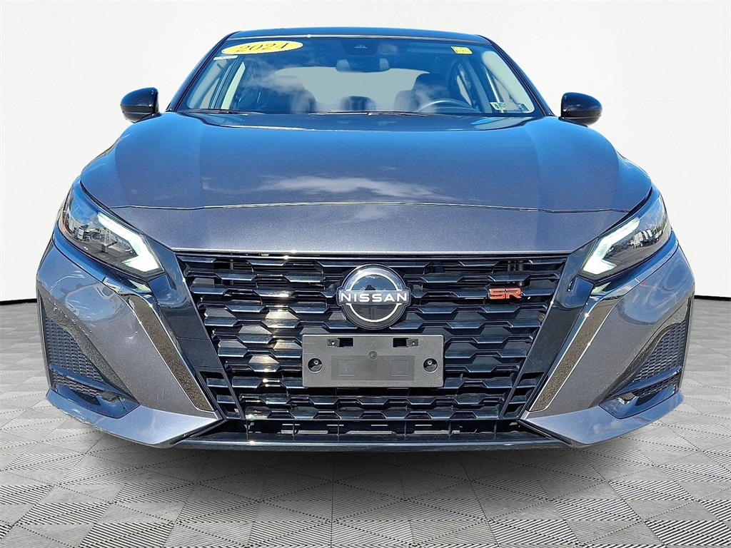 2024 Nissan Altima 2.5 SR photo 2