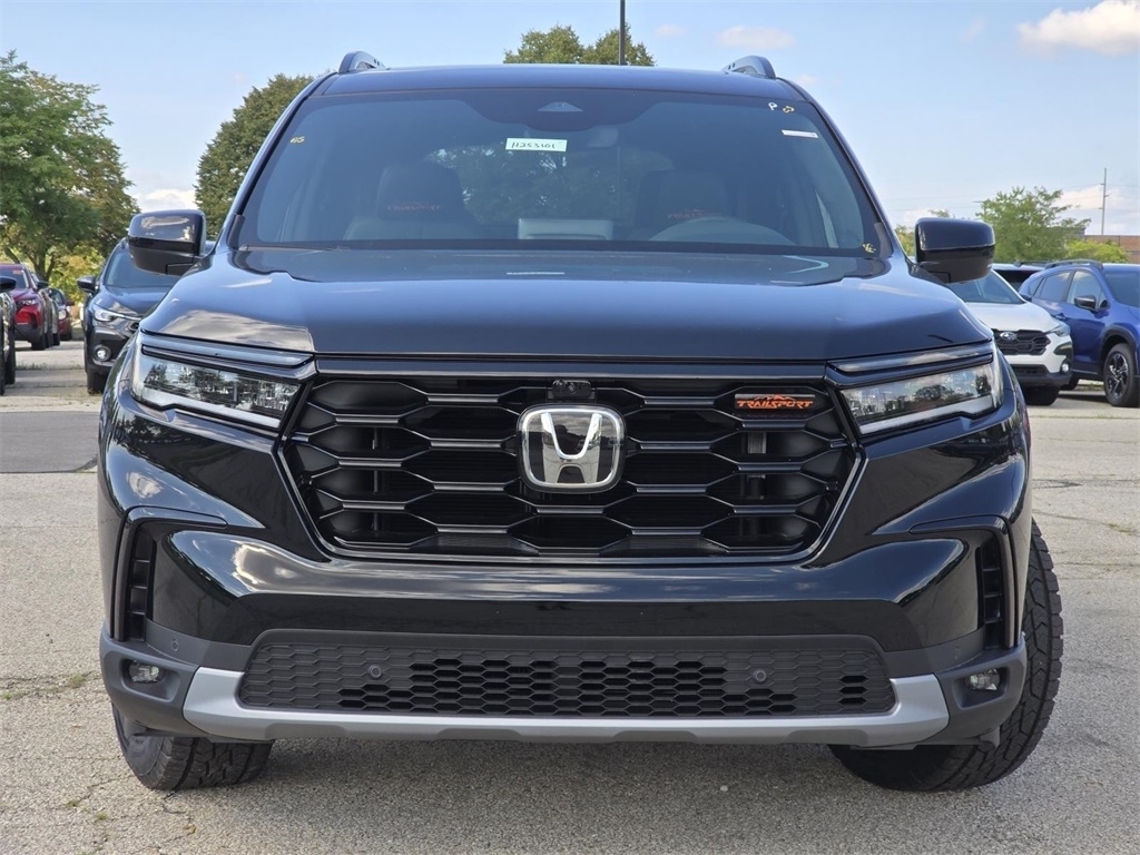 2025 Honda Pilot TrailSport photo 4
