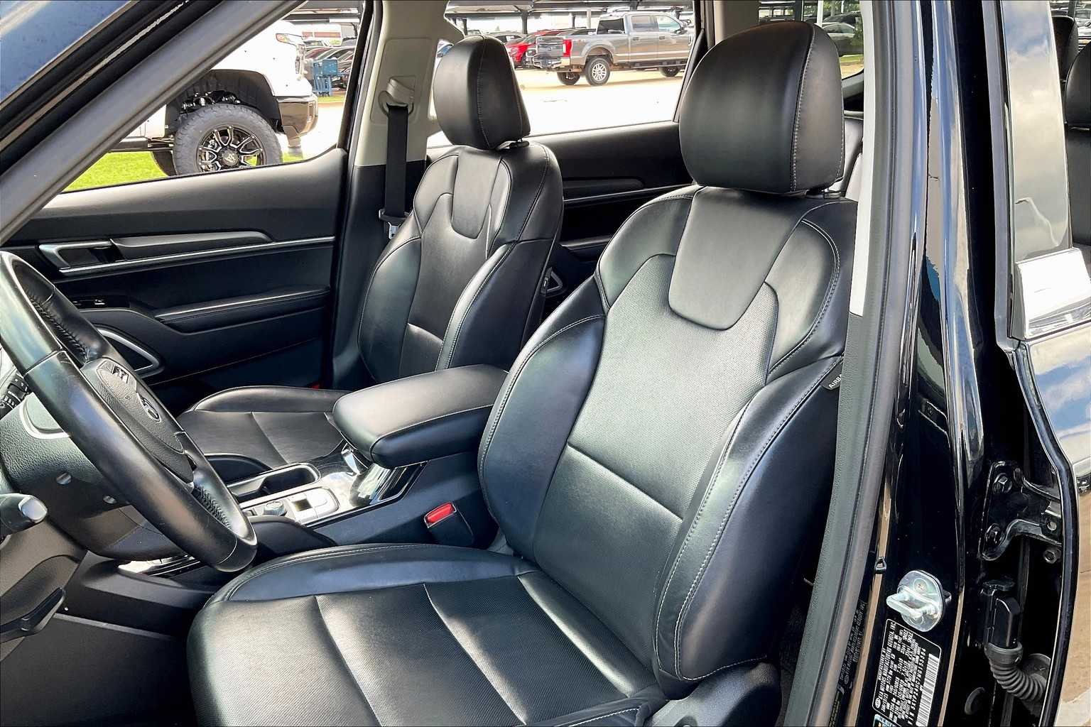 2021 Kia Telluride LX photo 7