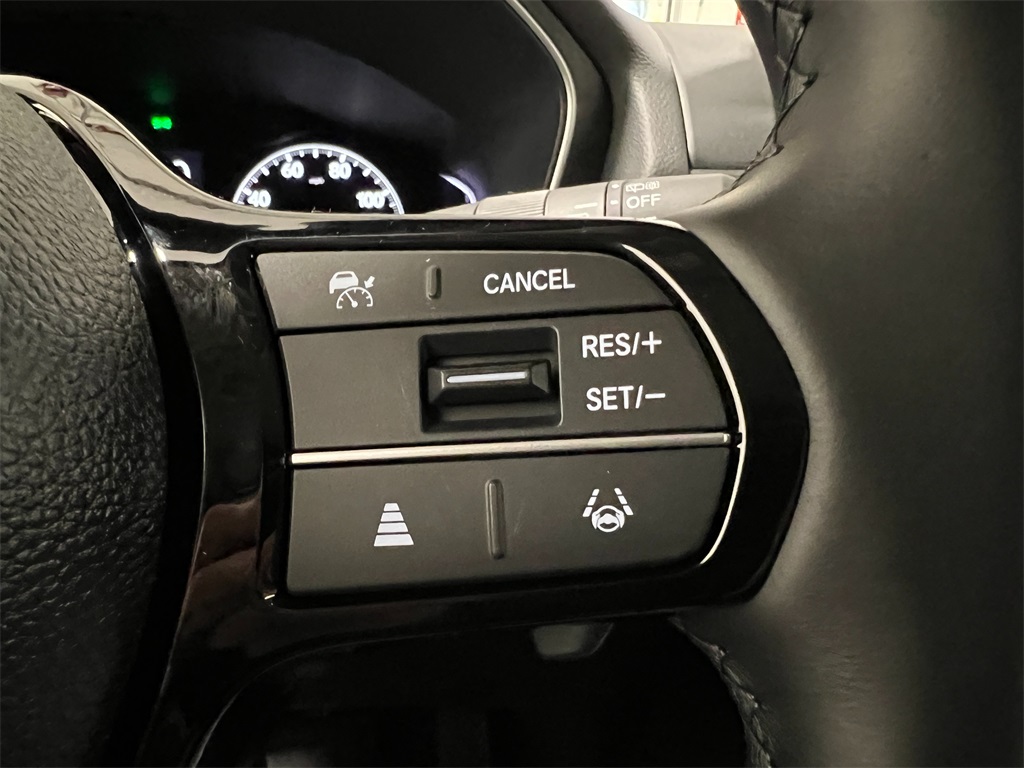 2025 Honda Pilot Touring photo 21