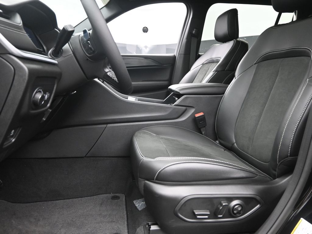 2025 Jeep Grand Cherokee Altitude X photo 13