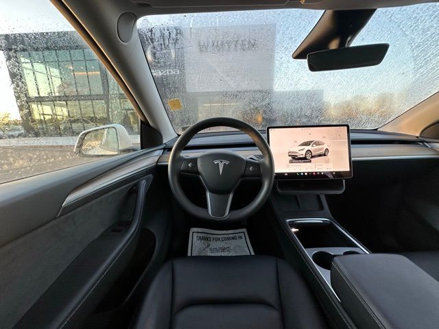 2023 Tesla Model Y Long Range photo 17