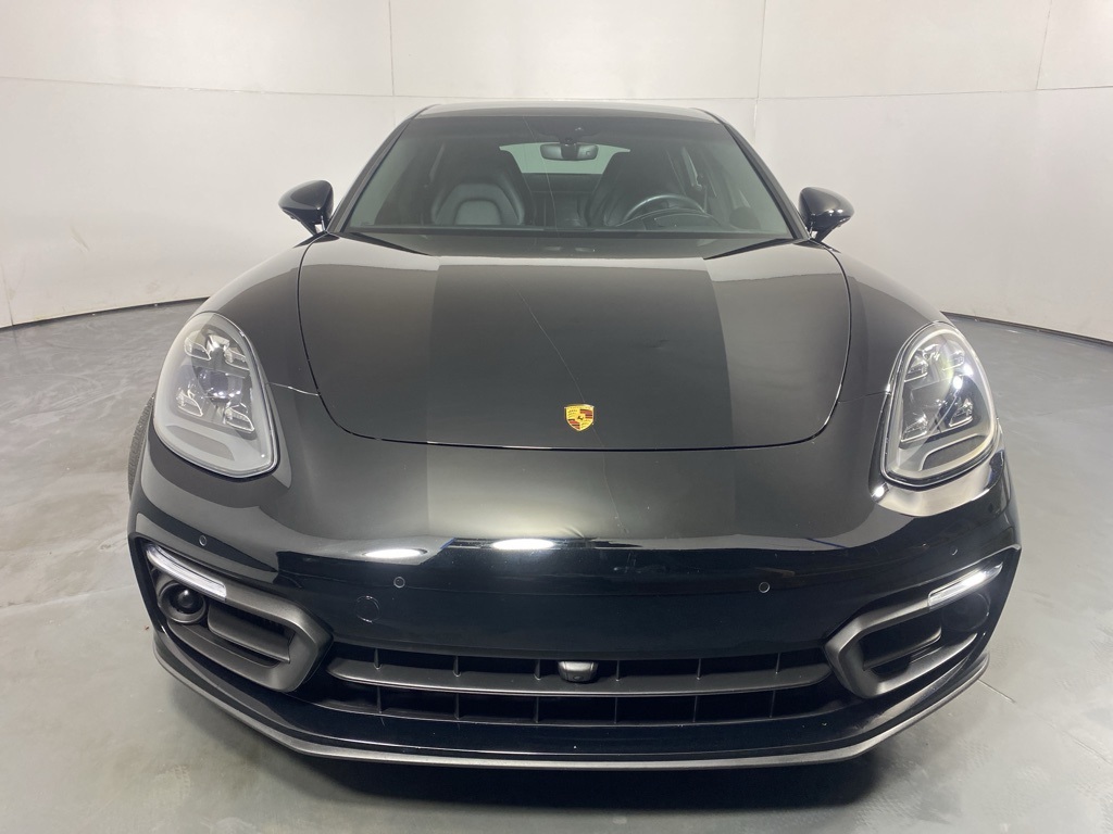 2022 Porsche Panamera 4 Platinum photo 2