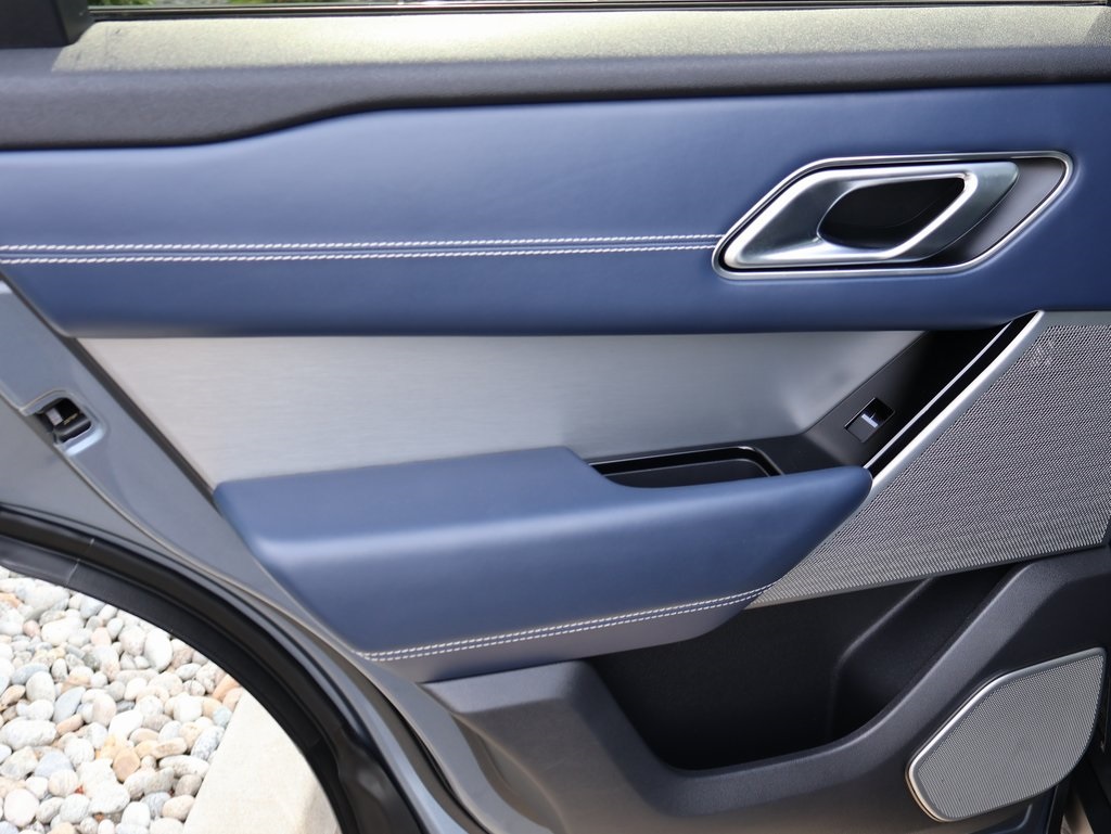2020 Land Rover Range Rover Velar HSE R-Dynamic photo 13